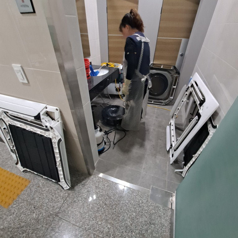 /user/c/cheongsolclean/editor/2510/8520c1f5f3776b719acc069b7334abe8_1761448210_2549.jpg 이미지크게보기