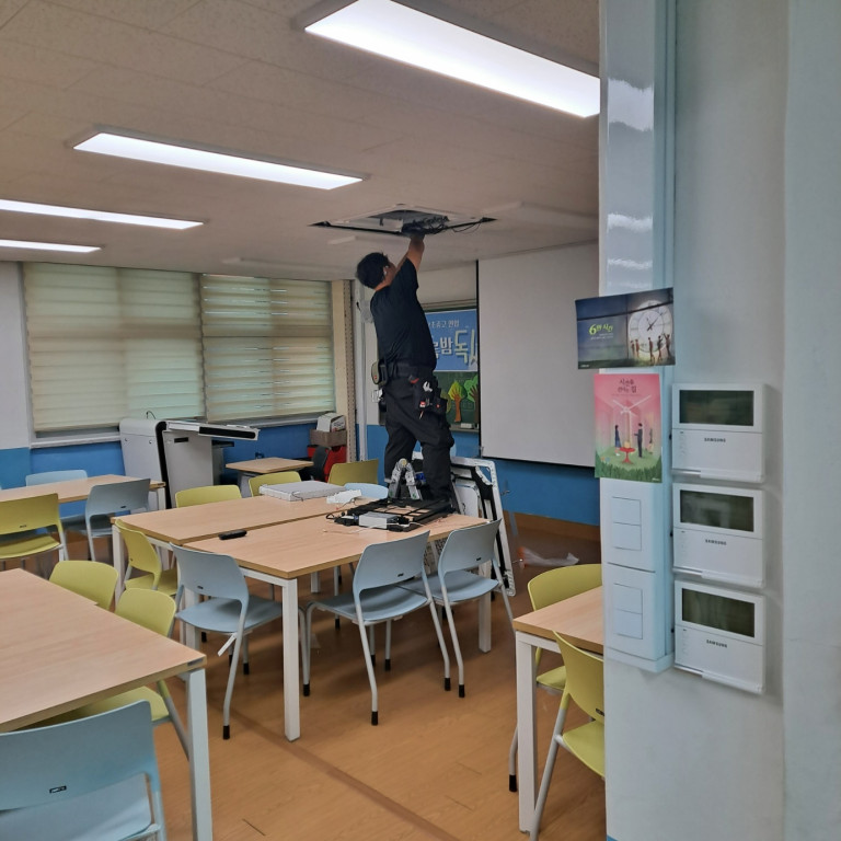 /user/c/cheongsolclean/editor/2511/e0b208fee4f36bb044a4f52bb5c7fdac_1762739953_1958.jpg 이미지크게보기