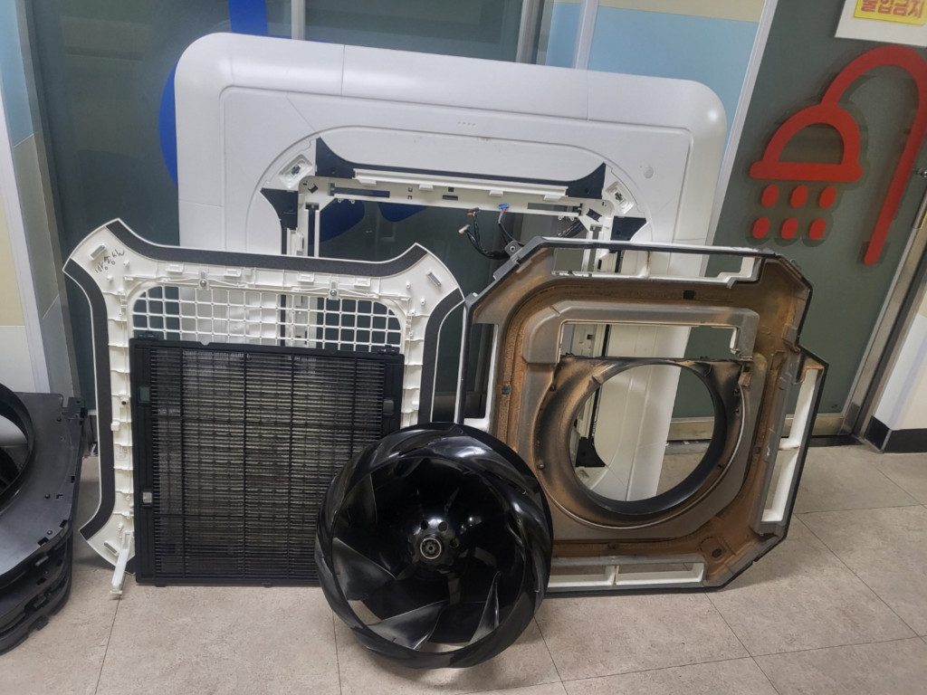 /user/c/cheongsolclean/editor/2512/a99d124638df74620b86da68e33635e6_1765098656_1135.jpg 이미지크게보기