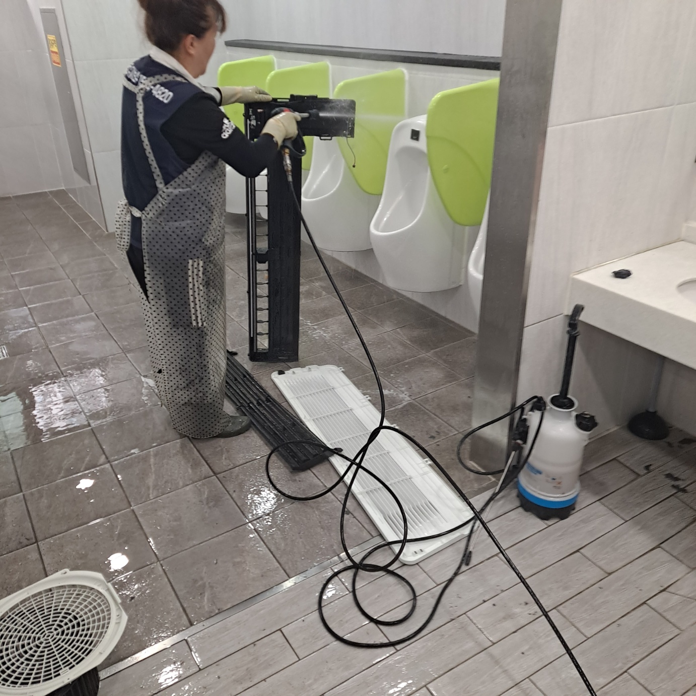 /user/c/cheongsolclean/editor/2512/a99d124638df74620b86da68e33635e6_1765098777_287.jpg 이미지크게보기